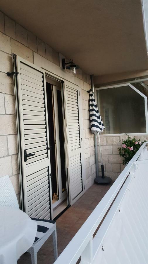 Oleander Apartment & Room Centar Χβαρ Εξωτερικό φωτογραφία